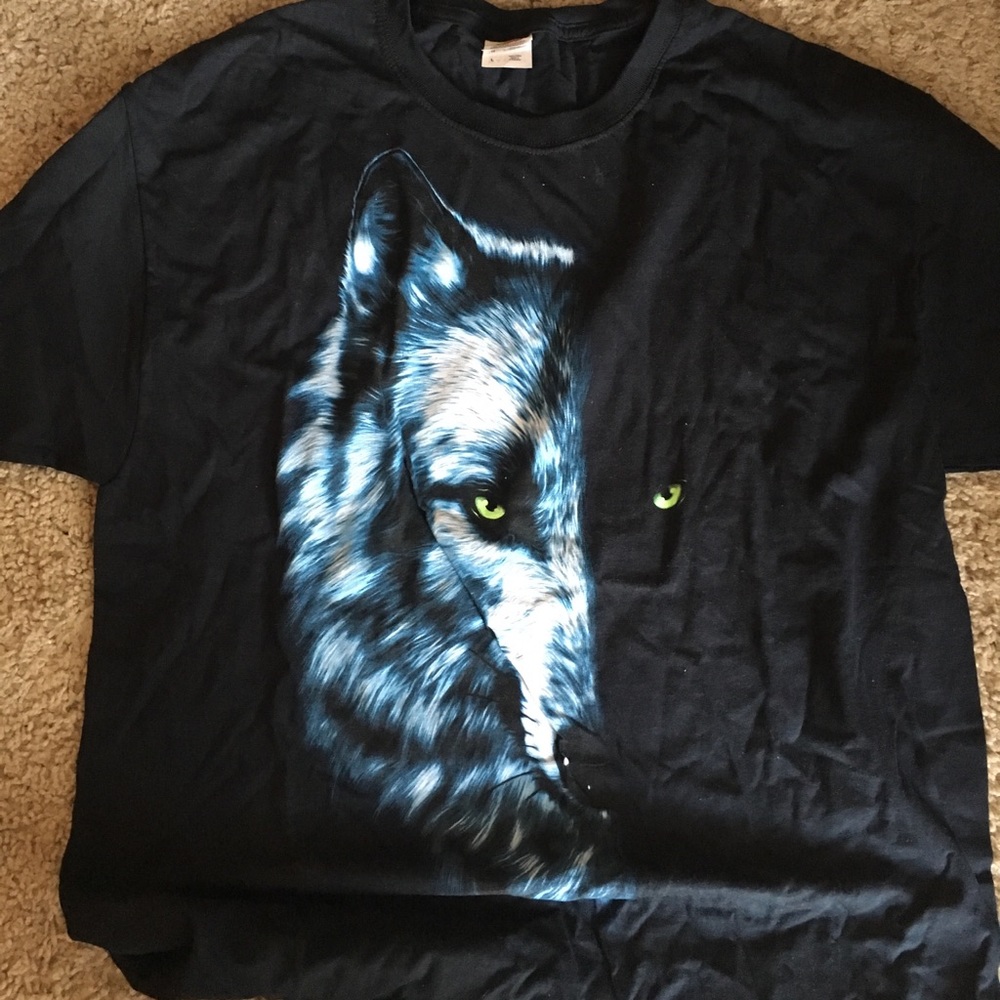 Wolf T-shirt